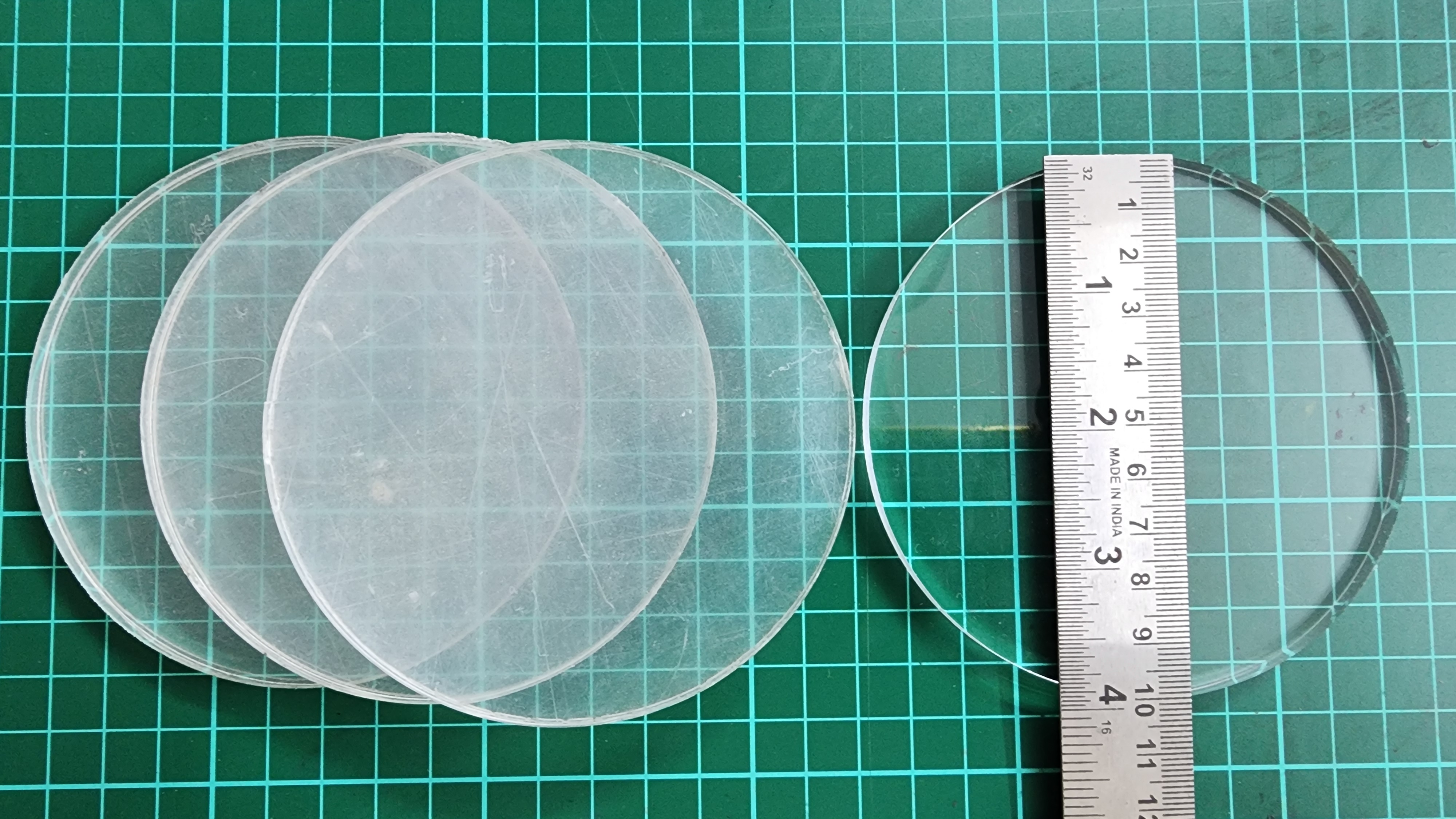 Acrylic disc